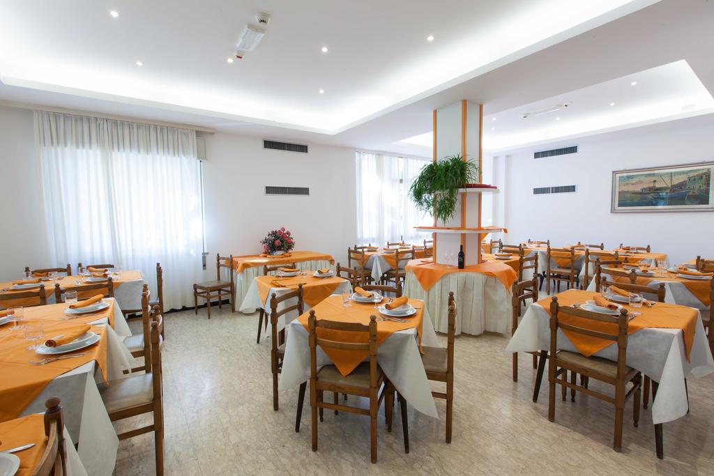 Hotel Graziana Riccione Dış mekan fotoğraf