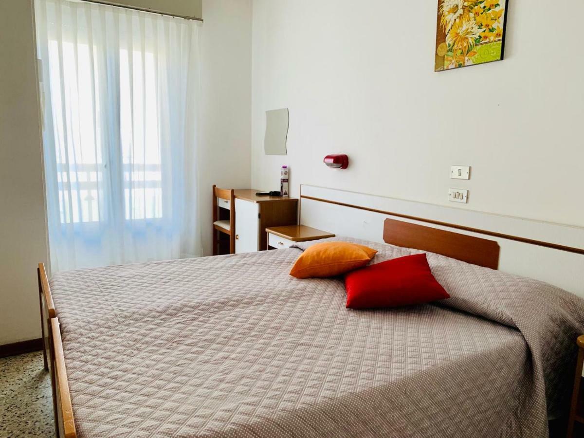 Hotel Graziana Riccione Dış mekan fotoğraf